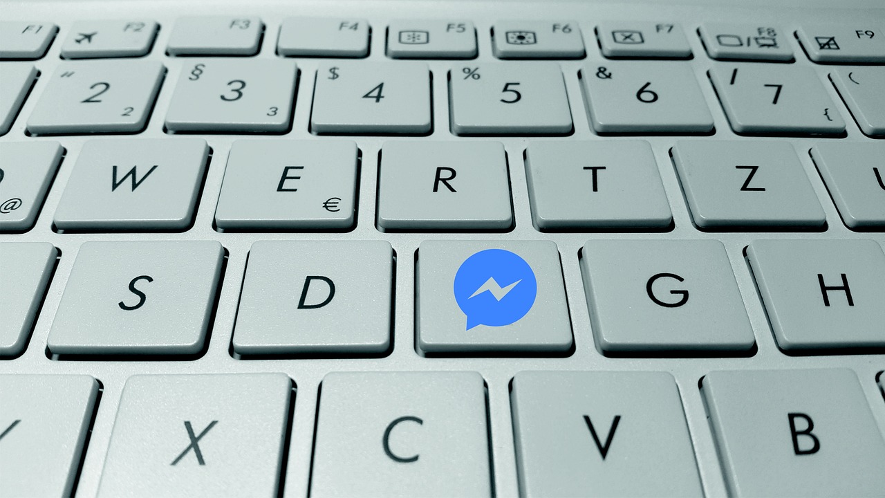 How to Keep Your Facebook Friends List Private?